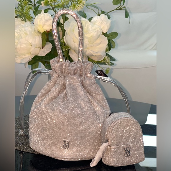 New VS SILVER SHINE Drawstring Bag and mini backpack KEYCHAIN CHARM - Picture 3 of 5